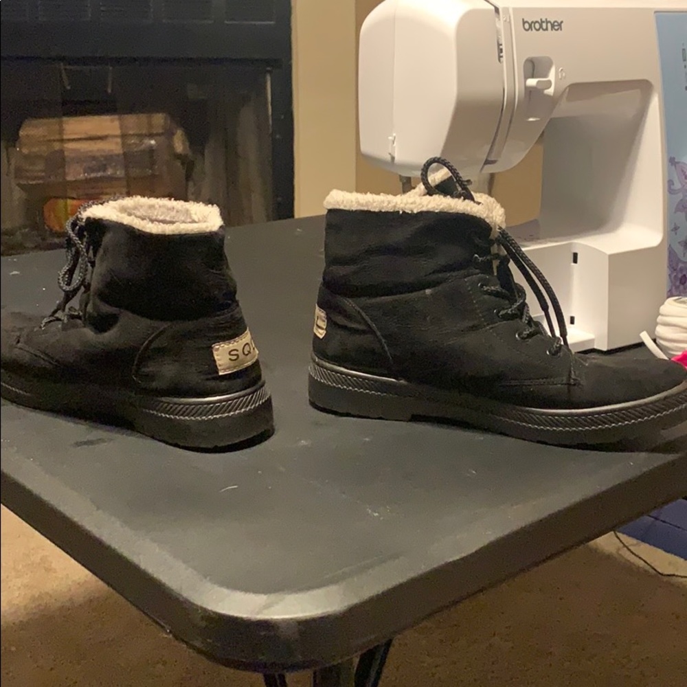 Boots - Picture 2 of 2